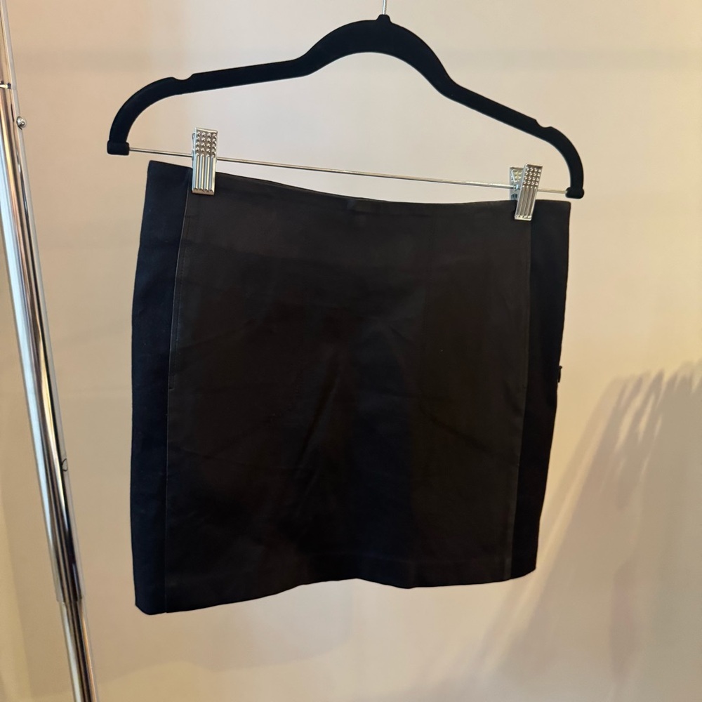 3x1 Black Lambskin Leather Women's Skirt